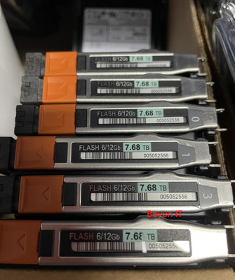 D3f-2SFXL2-7680 DELL-UNITY-OPSLAG 7,68 TB 2,5-inch SFF SSD 005052556 005052113 005052112